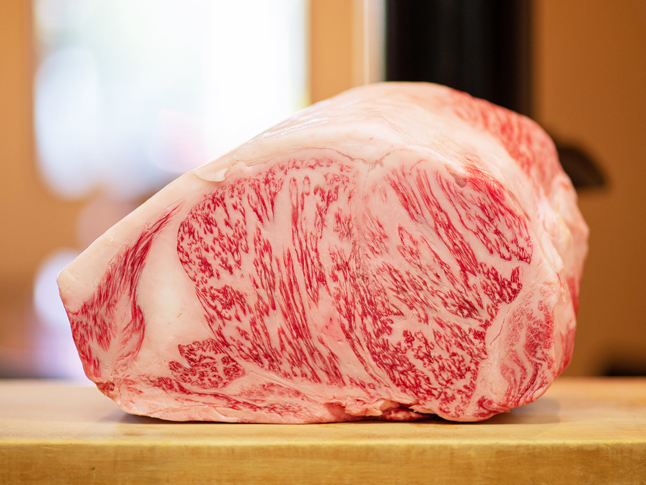 肉の豚金 ひらかわ牛［津軽谷川牛］